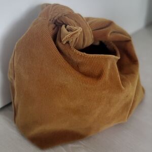 MERIT Suede Makeup Bag in Camel/Brown